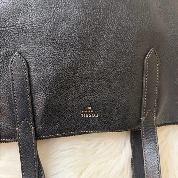 Fossil Elegant Black Tote Bag - Picture 10 of 14